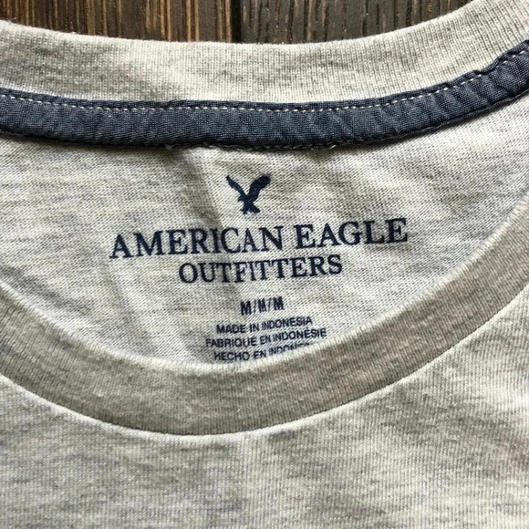 Men’s American Eagle Striped Crewneck tee-shirt - Picture 2 of 3